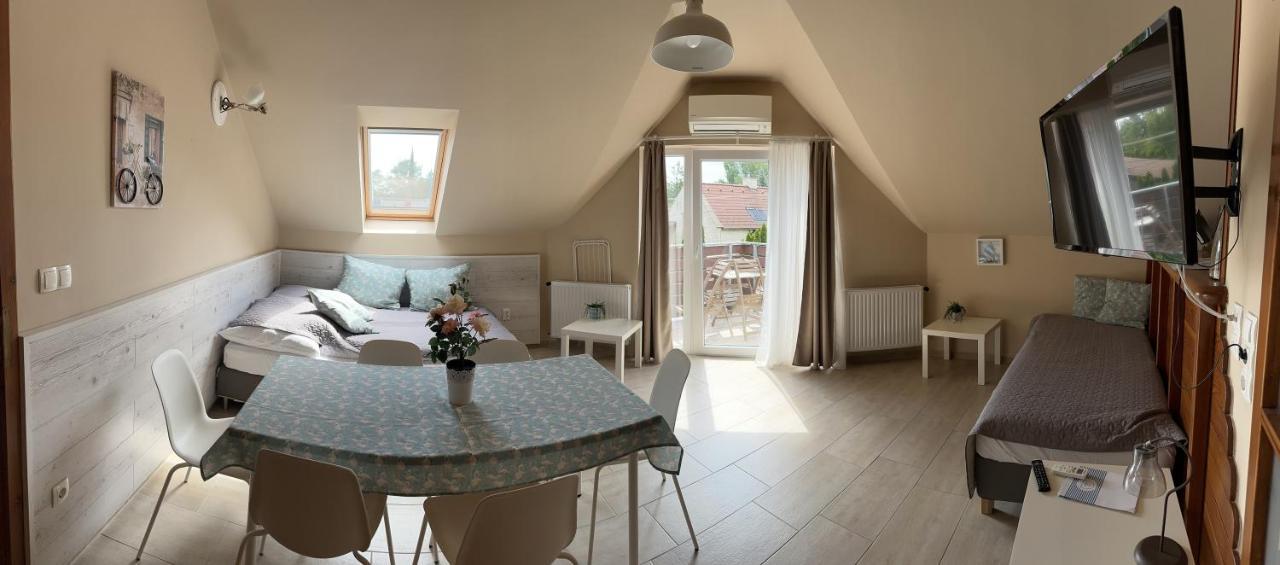 TópART Apartman I Balatonfenyves Bagian luar foto